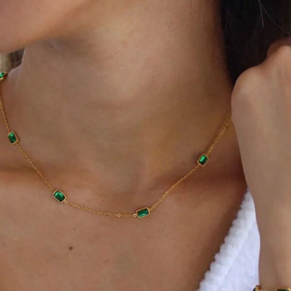 Green diamond necklace #838
